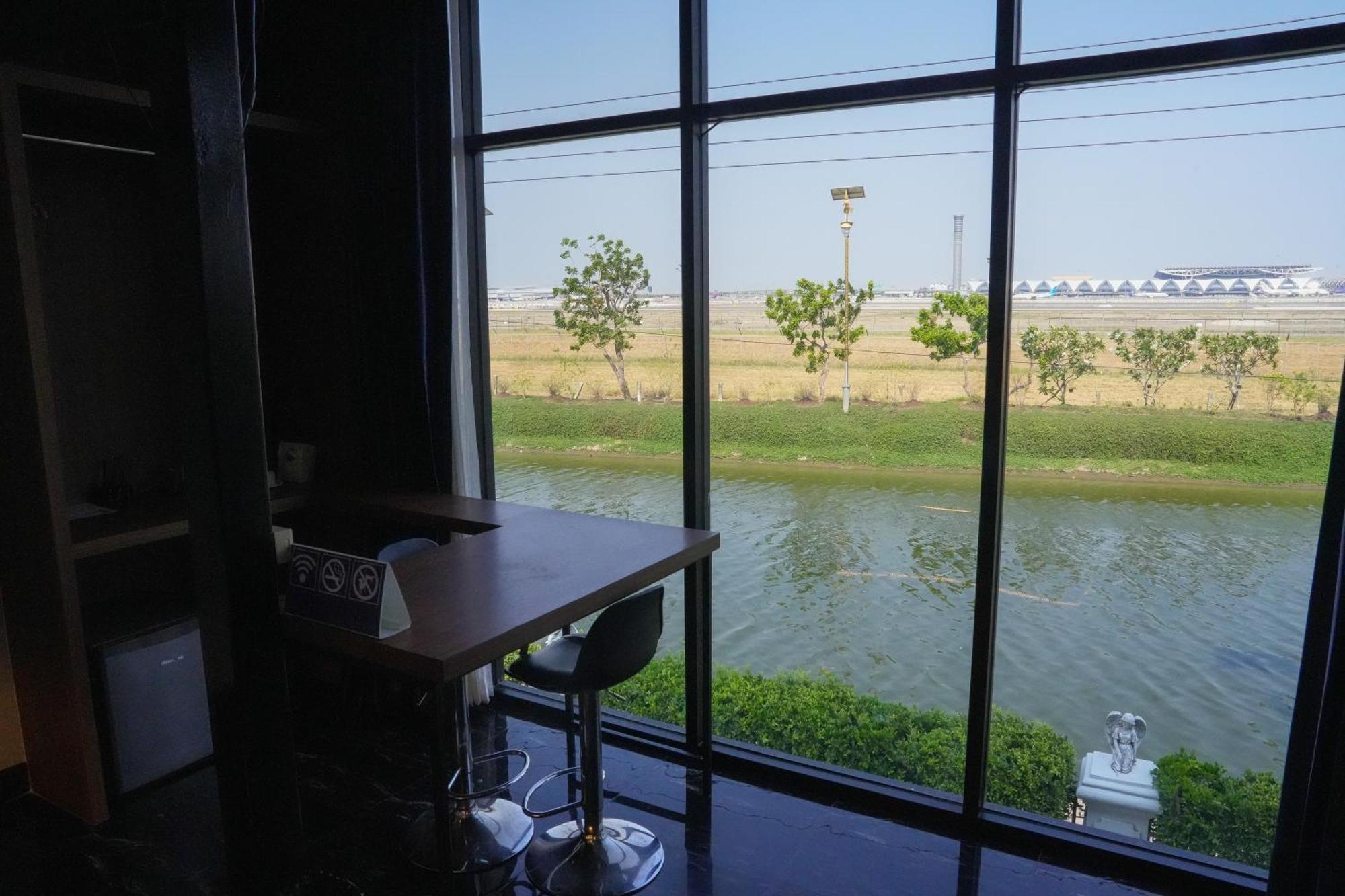 Skyline Resort Ban Khlong Lat Bua Khao Ngoại thất bức ảnh
