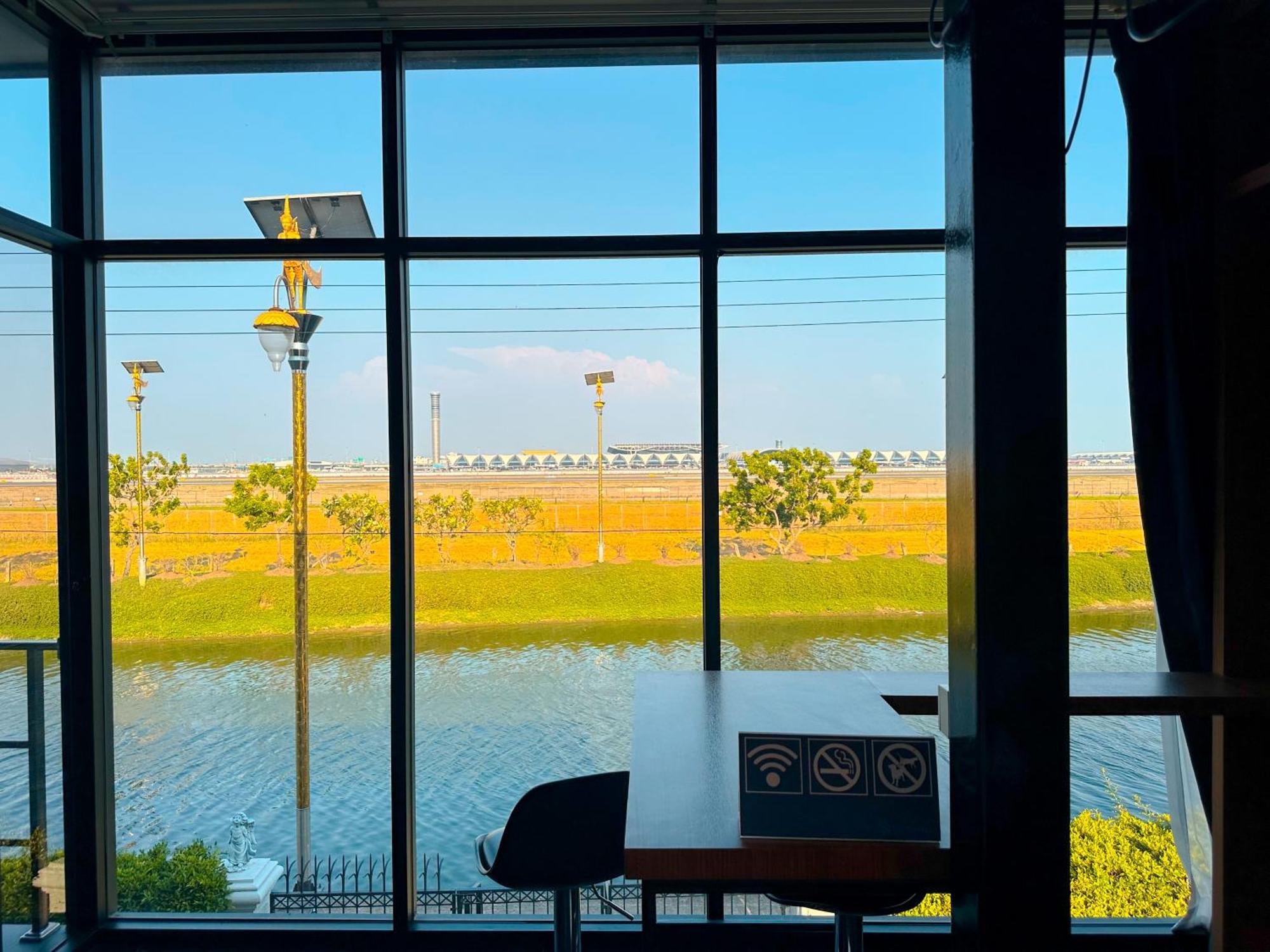 Skyline Resort Ban Khlong Lat Bua Khao Ngoại thất bức ảnh