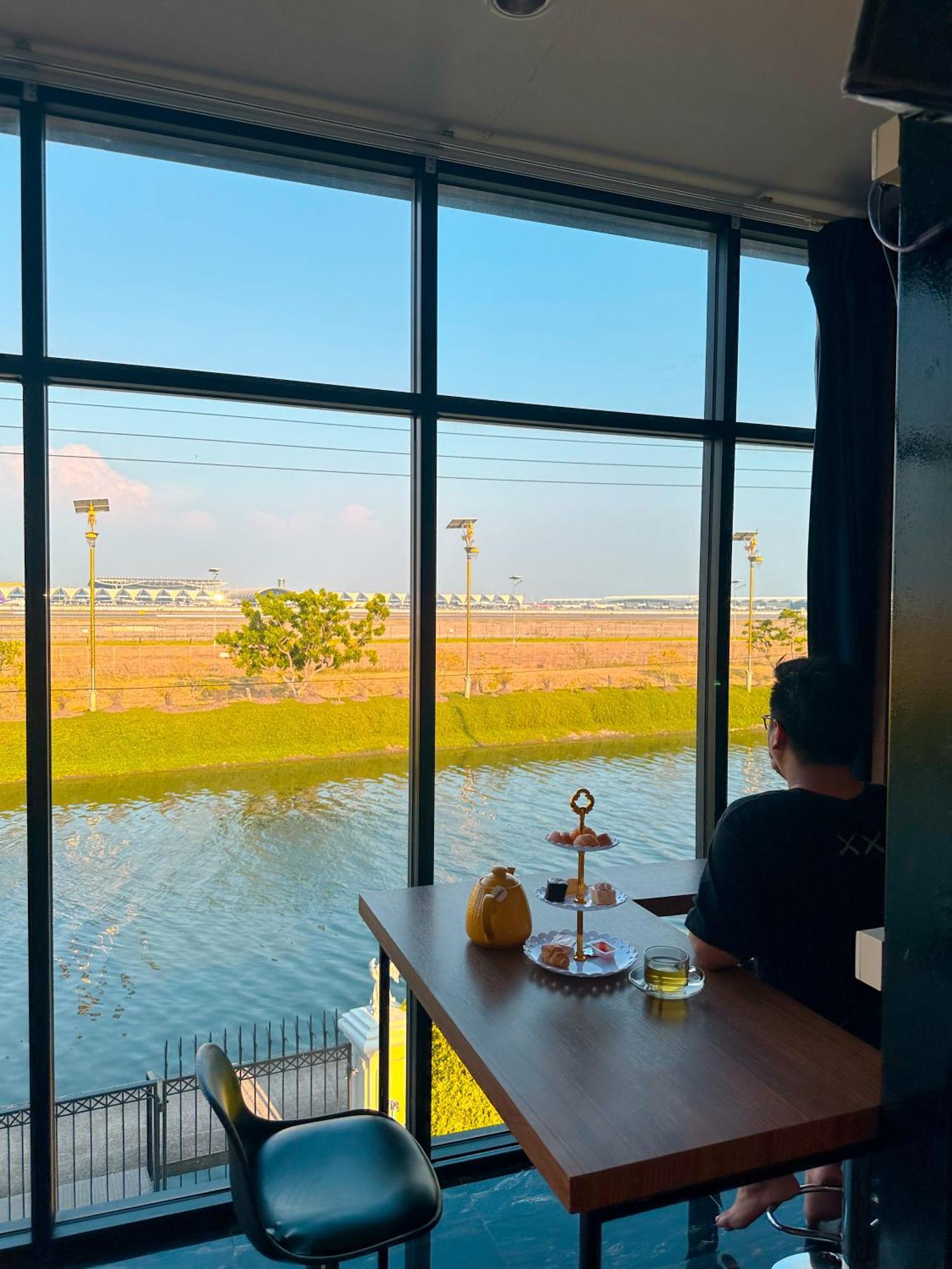 Skyline Resort Ban Khlong Lat Bua Khao Ngoại thất bức ảnh