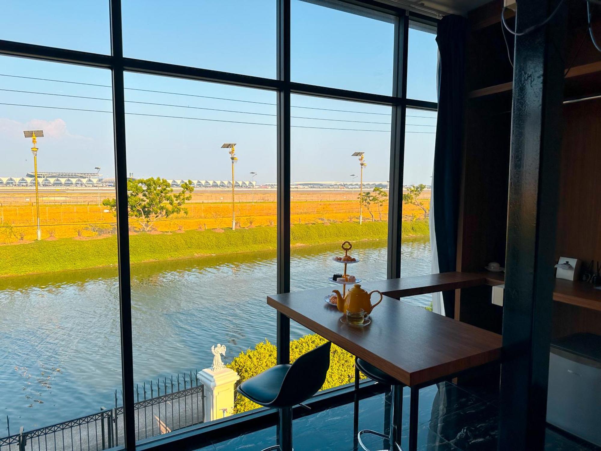Skyline Resort Ban Khlong Lat Bua Khao Ngoại thất bức ảnh